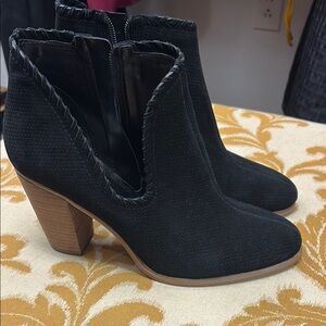 Vince Camuto Black Heeled Boots with Western Silhouette